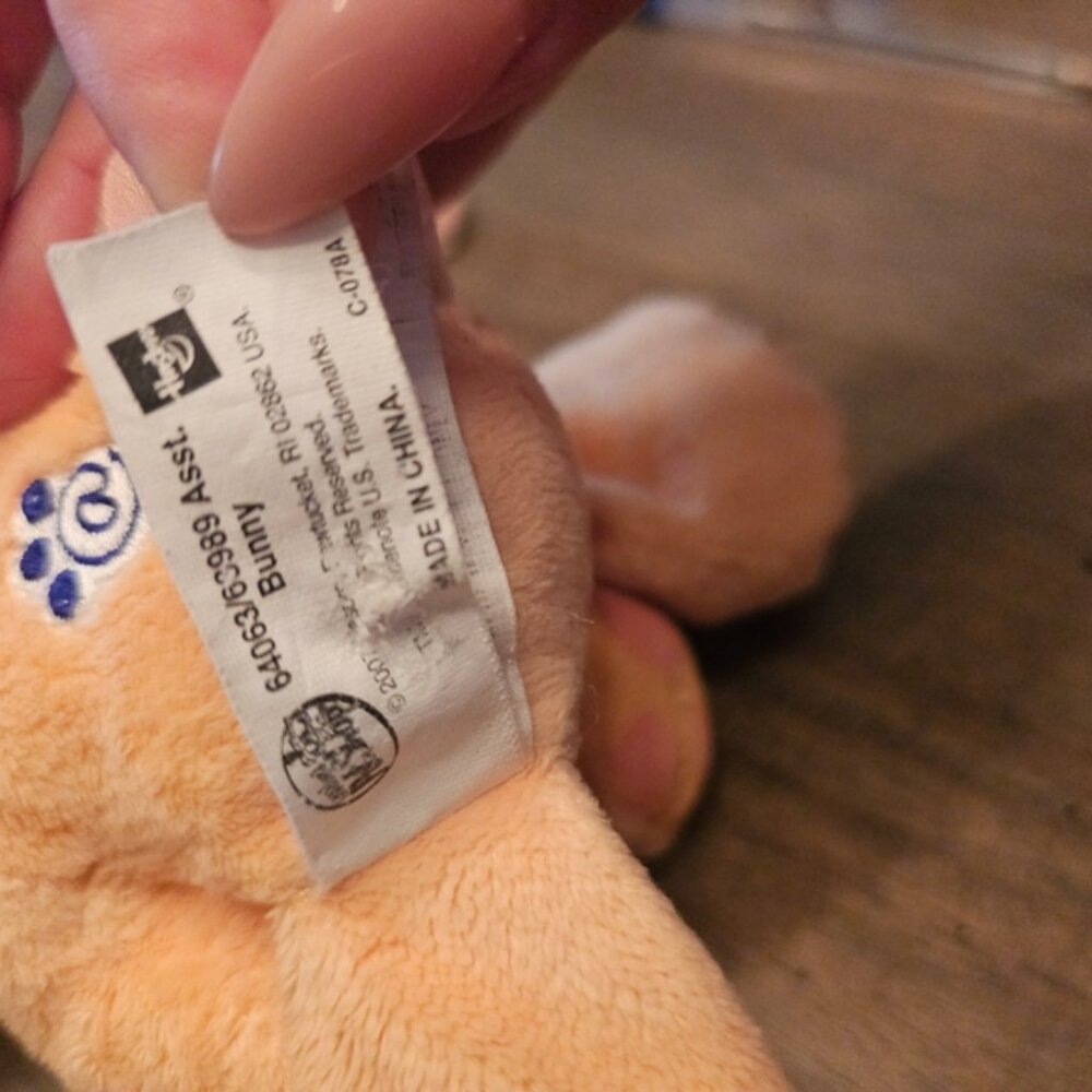 Littlest Pet Shop Vips Bunny Plush Doll - Picture 5 of 5